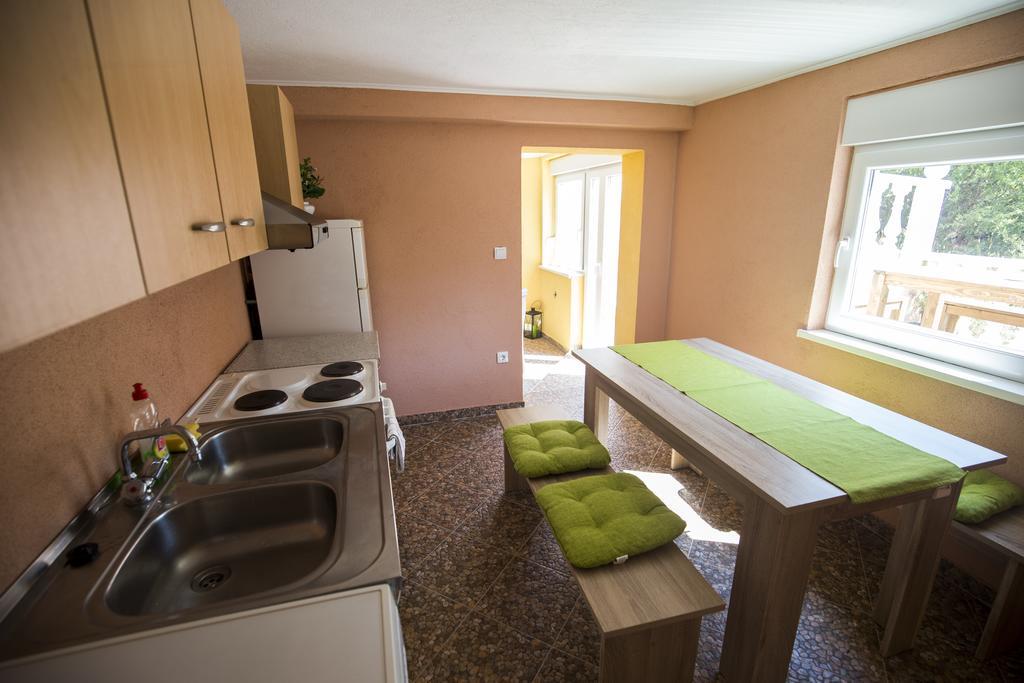 Apartments Adria Crikvenica Eksteriør bilde